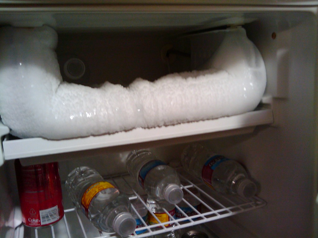 Refrigerator is Not Defrosting