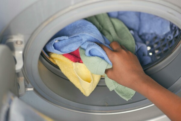 Maytag Washing Machine Error F9 E1 — How to Identify and Solve?