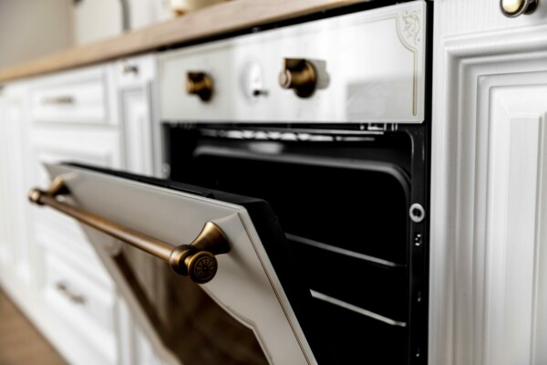 How to Unlock Oven Door: Quick Tips