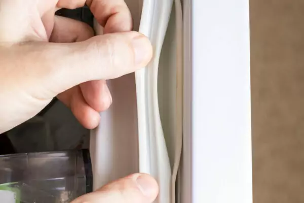 12 Reasons Why Your Freezer Door Is Not Sealing Properly
